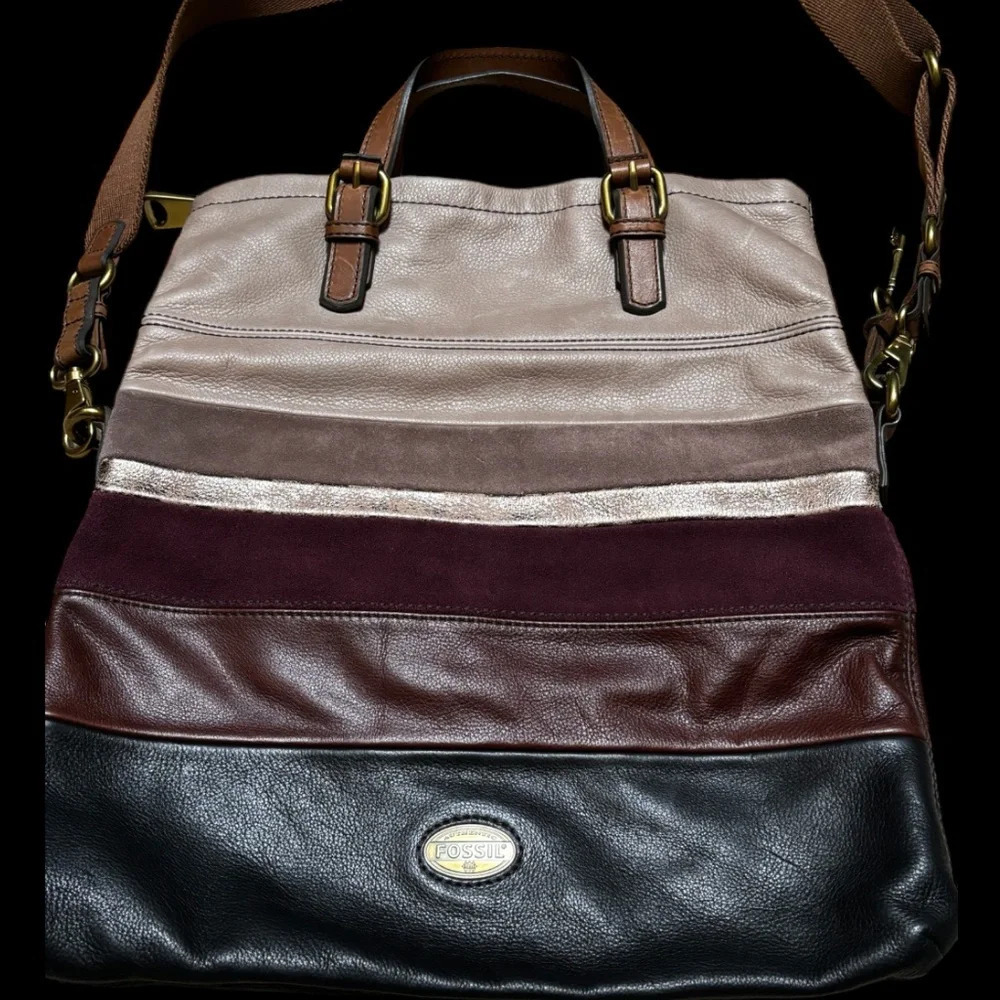 Fossil leather  crossbody purse